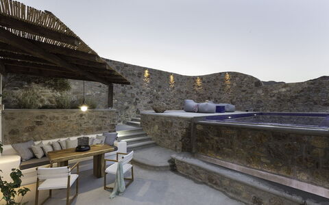 Romantic Getaway: Materiale Composito, Calcestruzzo, Muro ​​Di Pietra, Calcare
