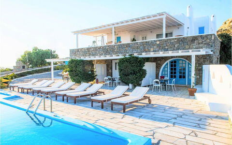 Rose Studio 2: Estate, Ricorrere, Villa, Hotel, Piscina, Mobili Da Esterno, Eco Hotel, Dimora