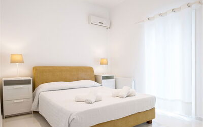 Rose Studio 2