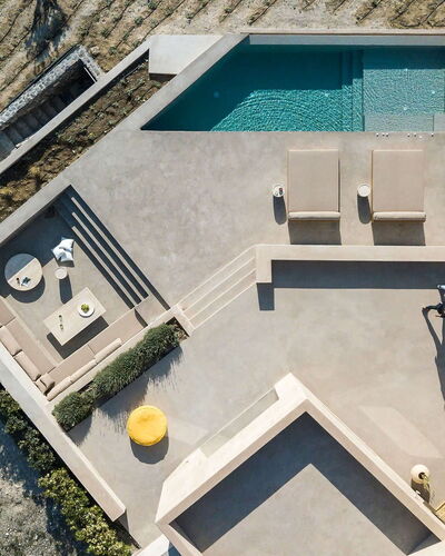Thera King