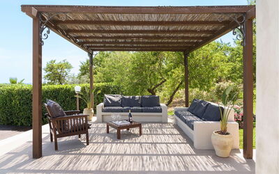 Villa Almond