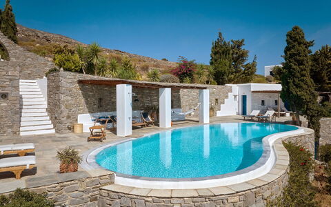 Villa Amaca: Blu, Architettura, Muro ​​Di Pietra, Flagstone, Piscina, Ricorrere, Villa, Eco Hotel