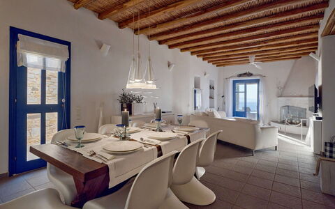 Villa Amaca: Blu, Mobilia, Interior Design, Sedia, Soffitto, Pavimentazione, Tavolo, Sala Da Pranzo, Cucina & Sala Da Pranzo Tavolo, Casa