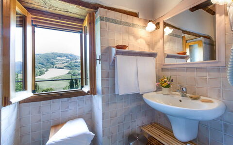 Villa Beatrice: Parete, Villetta, Pianta Della Casa, Vaso Di Fiori, Agriturismo, Villa, Lampada, Eco Hotel, Balcone