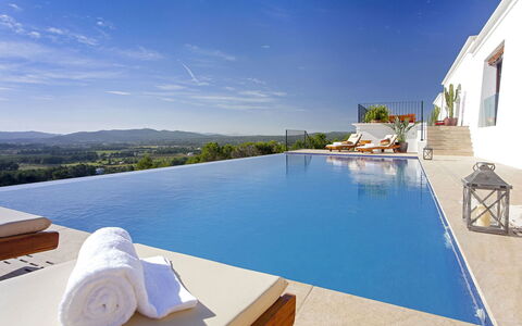 Villa Edward: Blu, Piscina, Ricorrere, Mobili Da Esterno, Lettino, Eco Hotel, Terme, Ombrello, Sedia, Hotel