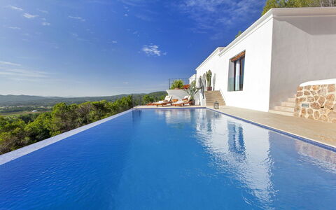 Villa Edward: Blu, Piscina, Ricorrere, Hotel, Villa, Resort Citta ', Eco Hotel, Mobili Da Esterno, Terme, Lettino