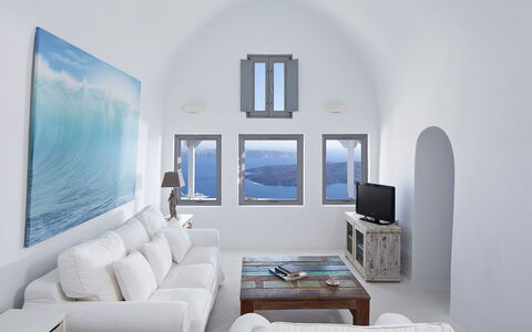 Villa Eros: Blu, Mare, Costiera E Morfologie Oceanic, Mobilia, Costa, Appartamento, Oceano, Divano, Soggiorno