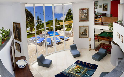 Villa Ettore: Mobilia, Interior Design, Pavimentazione, Casa, Pavimento, Appartamento, Sedia, Soggiorno, Divano, Camera