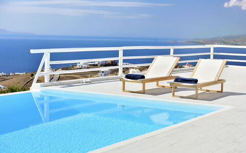 Villa Fabulous: Blu, Mobili Da Esterno, Mobilia, Ricorrere, Sedia, Mare, Shade, Eco Hotel, Oceano, Lettino