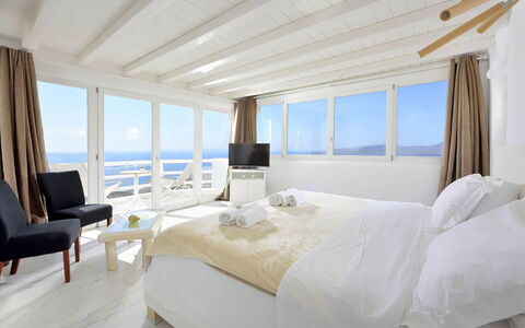 Villa Fabulous: Mobilia, Appartamento, Ricorrere, Camera Da Letto, Letto, Hotel, Bedding, Lenzuolo, Telaio Del Letto, Villa