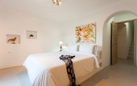 Villa Filìa: Parete, Interior Design, Pavimentazione, Pavimento, Mobilia, Soffitto, Camera Da Letto, Illuminazione, Casa, Letto