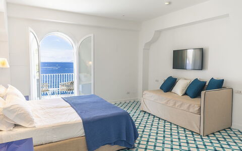 Villa Heart: Appartamento, Interior Design, Pavimento, Mobilia, Camera Da Letto, Biancheria, Mare, Bedding, Lenzuolo, Letto