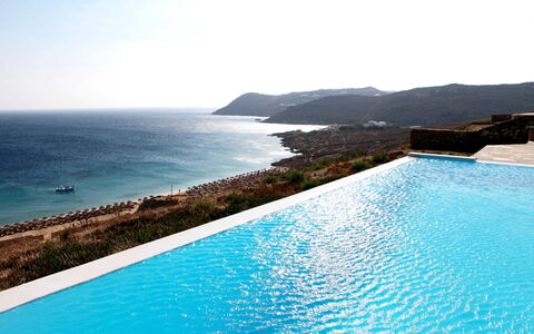Villa Helios: Blu, Acqua, Corpo D'Acqua, Mare, Costiera E Morfologie Oceanic, Costa, Oceano, Piscina, Ricorrere, Promontorio
