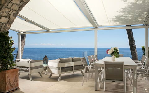 Villa Ieranto 6: Mobilia, Mobili Da Esterno, Sedia, Tavolo, Shade, Tavolo Esterno, Mare, Ristorante, Struttura Esterna, Costa