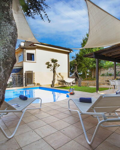 Villa Mouna