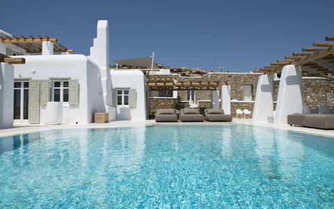 Villa Opallia: Piscina, Ricorrere, Design, Hotel, Villa, Resort Citta ', Attico, Cortile, Località Balneare