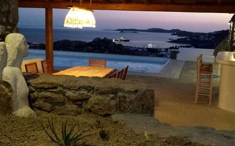 Villa Pirgi: Ricorrere, Piscina, Notte, Estate, Villa, Eco Hotel, Sedia, Sera, Crepuscolo, Paesaggio Di Illuminazione