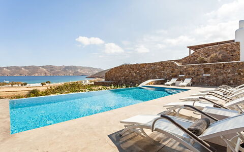 Villa Smaràgdi: Ricorrere, Piscina, Costa, Hotel, Baia, Eco Hotel, Villa, Resort Citta '