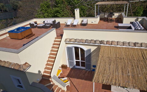 Villa Torre del Sole: Piscina, Mobili Da Esterno, Shade, Sedia, Balcone, Ricorrere, Deck, Eco Hotel, Struttura Esterna, Estate