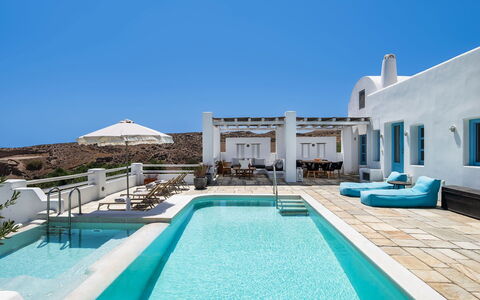 Villa Tramountana: Blu, Piscina, Design, Villa, Ricorrere, Attico, Hotel