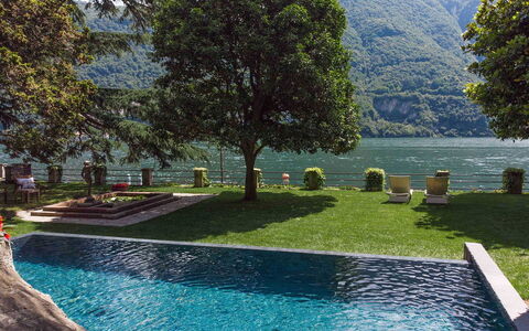 Villa Traversi: Acqua, Montagna, Piscina, Catena Montuosa, Lago, Tempo Libero, Valle, Serbatoio, Alpi, Lago