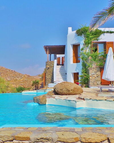 Villa Zenas with Direct Access to the Sea