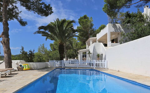 Villa Zenith: Estate, Shade, Piscina, Landscaping, Hacienda, Villa, Dimora, Ricorrere, Le Scale