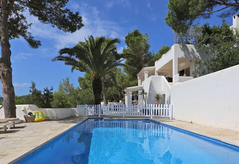 Villa Zenith: Estate, Shade, Piscina, Landscaping, Hacienda, Villa, Dimora, Ricorrere, Le Scale