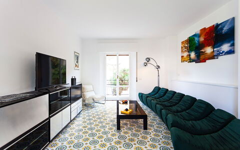 Casa Milena: Mobilia, Interior Design, Pavimentazione, Pavimento, Parete, Divano, Soggiorno, Camera, Illuminazione, Casa
