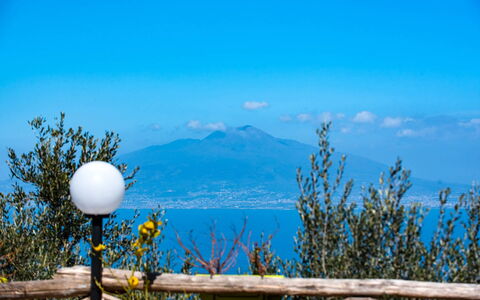 Villa Pandora: Cielo, Orizzonte, Collina, Costiera E Morfologie Oceanic, Mare, Hill Station, Catena Montuosa, Oceano, Costa, Cresta