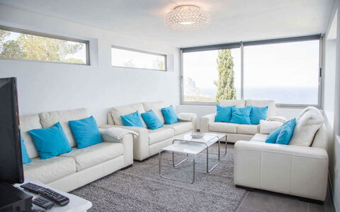Villa Rigel: Mobilia, Interior Design, Divano, Pavimentazione, Pavimento, Soggiorno, Soffitto, Camera, Casa, Tavolo