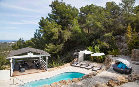 Villa Rigel: Piscina, Mobili Da Esterno, Ricorrere, Eco Hotel, Shade, Lettino, Ombrello, Sedia, Villa, Hotel