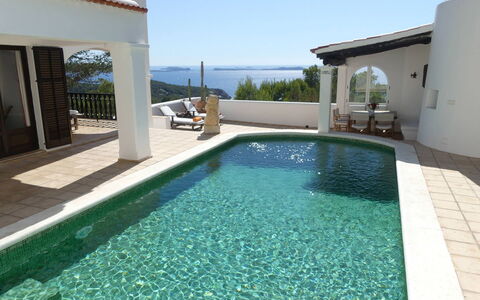 Villa Roxy: Piscina, Materiale Composito, Ricorrere, Giochi D'Acqua, Villa, Piastrella, Tropici, Idraulico Fixture, Eco Hotel, Resort Citta '