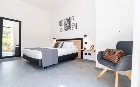 Apartment Vittoria: Interior Design, Mobilia, Appartamento, Camera, Sedia, Design, Hotel, Cornice, Latifoglie, Soggiorno