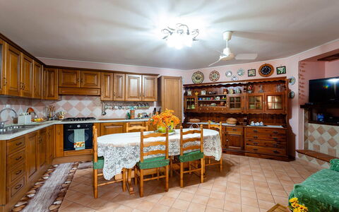 Villa Due Golfi: Mobilia, Interior Design, Cabinetry, Legna, Soffitto, Pavimentazione, Cucina, Camera, Credenza, Pavimento