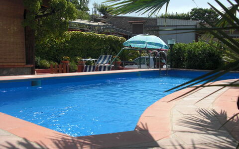 Villa Due Golfi: Piscina, Blu, Ricorrere, Shade, Eco Hotel, Tempo Libero, Hacienda, Mobili Da Esterno, Giochi D'Acqua