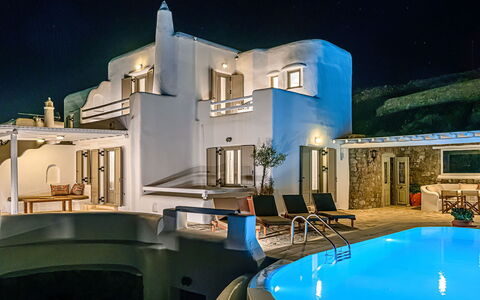 Villa Valentine: Notte, Ricorrere, Piscina, Villa, Costa, Dimora, Estate, Hotel, Resort Citta '