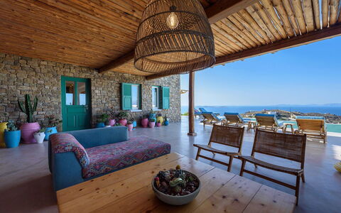 Villa Joy: Blu, Mobilia, Architettura, Casa, Sedia, Porta, Ricorrere, Estate, Balcone, Villa