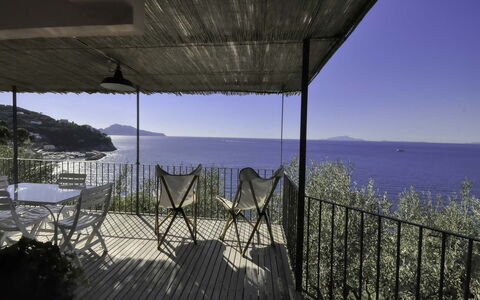 Casa Lubrense: Costa, Mare, Costiera E Morfologie Oceanic, Balcone, Oceano, Riva, Mobili Da Esterno, Sedia, Baia, Ricorrere