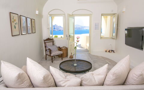 Aloy Suite: Mobilia, Divano, Interior Design, Appartamento, Casa, Sedia, Mare, Ricorrere, Soffitto