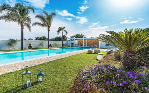 Sun Stone: Blu, Piscina, Ricorrere, Eco Hotel, Landscaping, Tempo Libero, Giardino, Estate