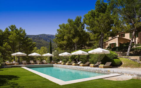 Villa Maggy: Piscina, Mobili Da Esterno, Ricorrere, Lettino, Eco Hotel, Design, Hotel, Villa, Sedia A Sdraio