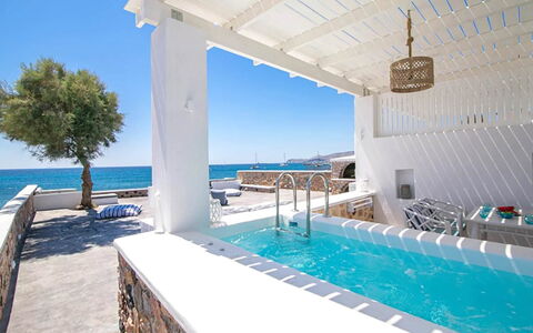 Maison Ranya: Ricorrere, Piscina, Balcone, Shade, Mobili Da Esterno, Hotel, Design, Villa, Attico, Piastrella