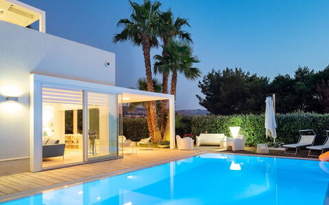 Villa Rossini: Piscina, Ricorrere, Casa, Eco Hotel, Estate, Villa, Hotel, Shade, Pianta Della Casa
