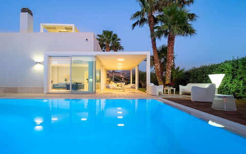 Villa Rossini: Blu, Piscina, Ricorrere, Eco Hotel, Mobili Da Esterno, Terme, Villa, Hotel, Shade