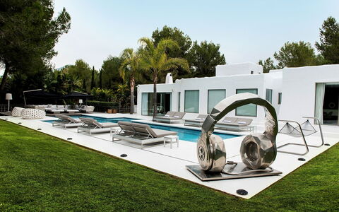 Villa Sound: Piscina, Giardino, Ricorrere, Shade, Landscaping, Mobili Da Esterno, Tempo Libero, Estate, Prato