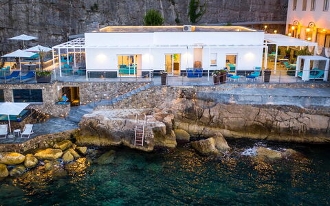 Villa Marina Grande: Costa, Mare, Ristorante, Baia, Ricorrere, Resort Citta ', Località Balneare, Hotel, Promontorio
