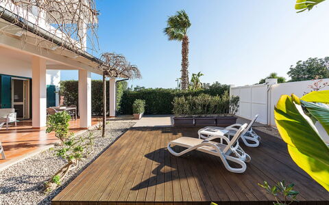 Kalimba: Shade, Ricorrere, Giardino, Eco Hotel, Landscaping, Estate, Mobili Da Esterno, Villa, Hacienda