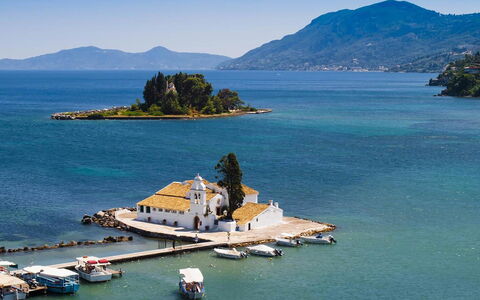 Villa Eftychia: Corpo D'Acqua, Waterway, Costiera E Morfologie Oceanic, Mare, Costa, Lago, Attrazione Turistica, Oceano