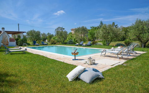 Trulli Martina: Piscina, Ricorrere, Mobili Da Esterno, Estate, Giardino, Hacienda, Backyard, Landscaping, Eco Hotel, Prato